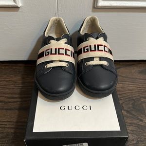 Shop Gucci Kids' New Ace Leather Low-top Trainers Sz 26